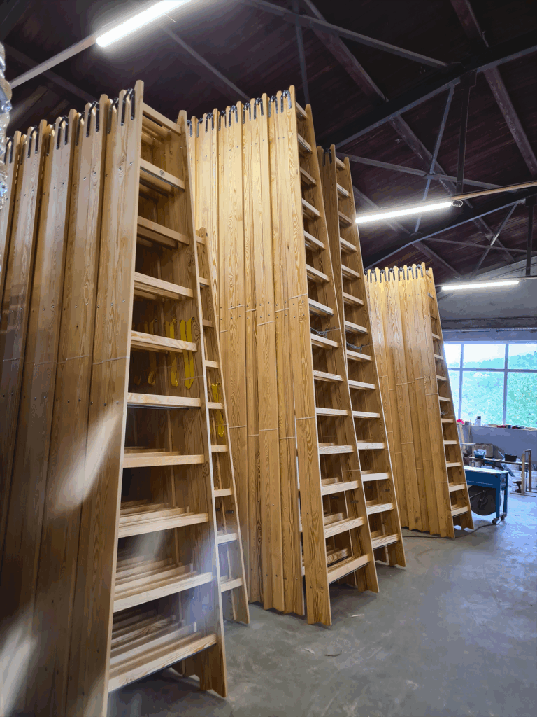 Drabiny drewniane producent KASTOM TRADE